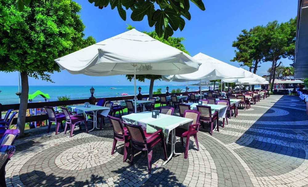 Clover Magic Nova Beach Hotel