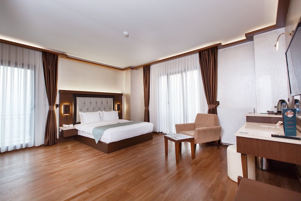 Sera Lake Resort