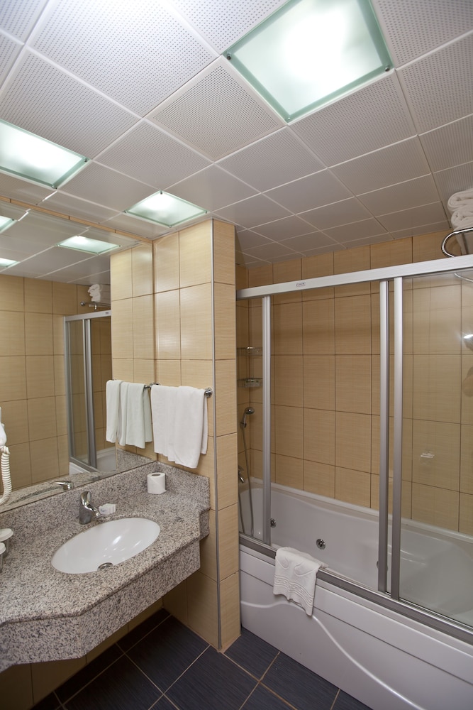 Green Nature Resort & Spa