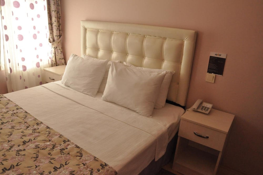 Asparagus Hotel Suits Old City