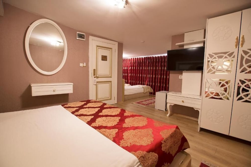 Queensland Hotel Istanbul