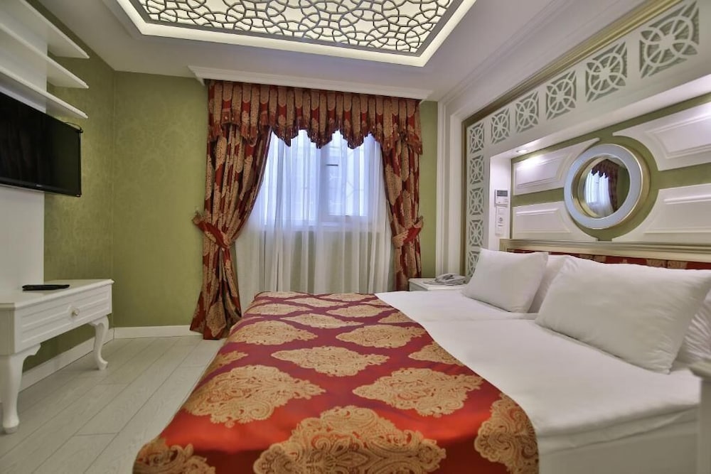 Queensland Hotel Istanbul