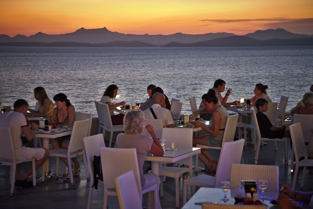 Bodrum Holiday Resort & Spa