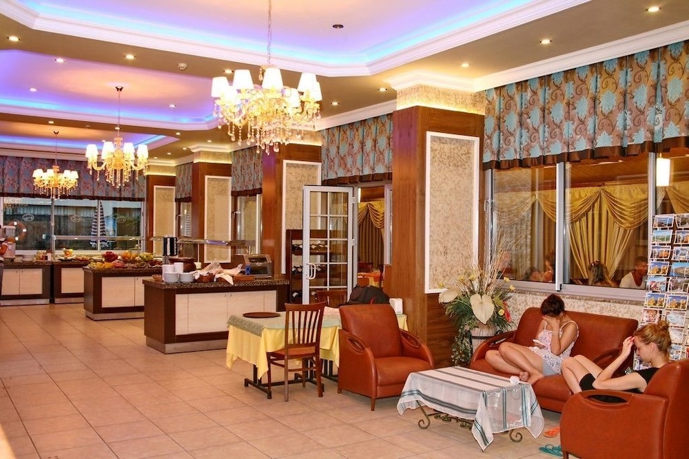 Alanya Beach Hotel