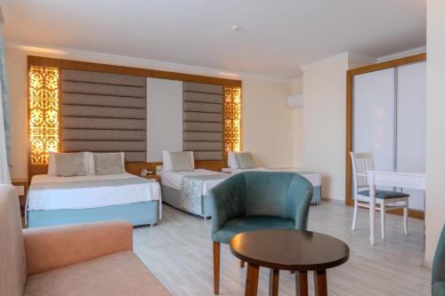 Concordia Celes Hotel