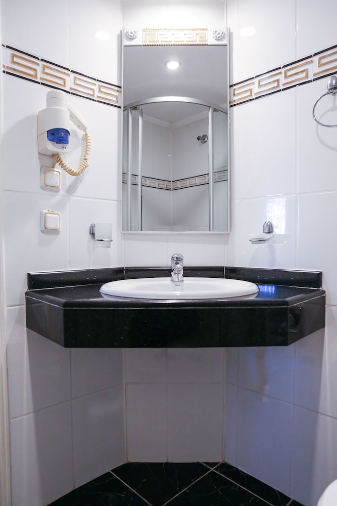 Bilem Hotel Beach & Spa