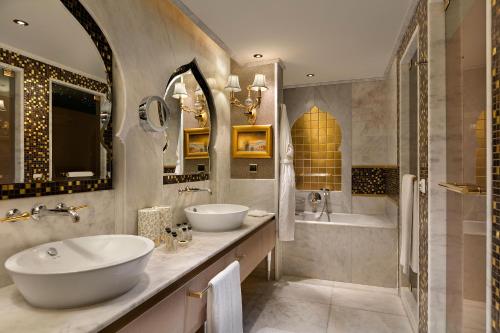 Titanic Mardan Palace