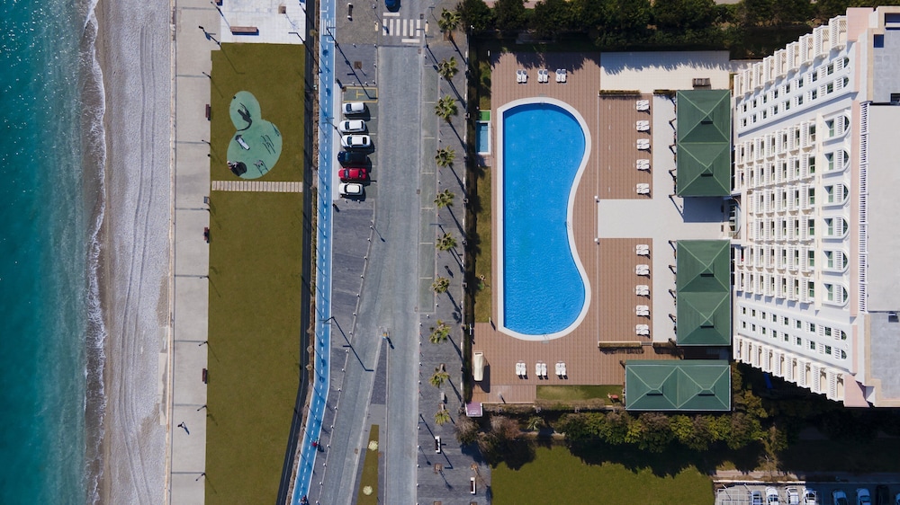 Crowne Plaza Antalya