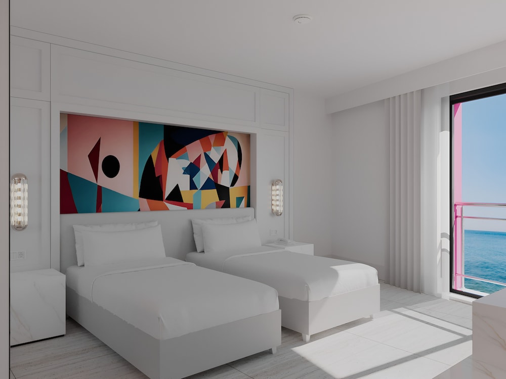 FashionTV Luxe Resort