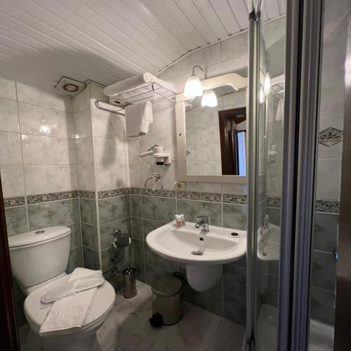 White Garden Pansion