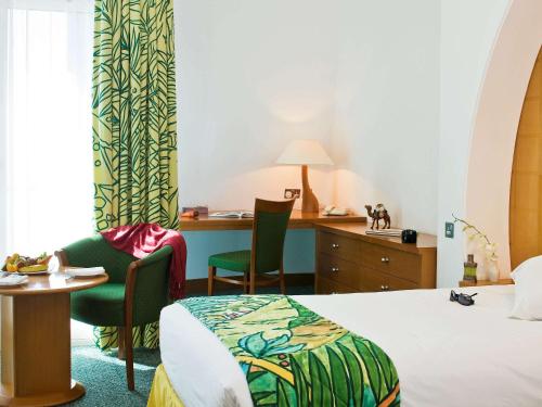 Oryx Grand Hotel Jebel Hafeet