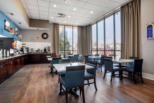 Best Western Plus Philadelphia Airport South at Widener University