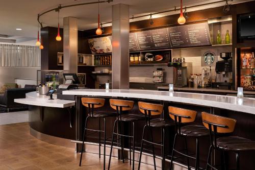 Courtyard Los Angeles Century City Beverly Hills