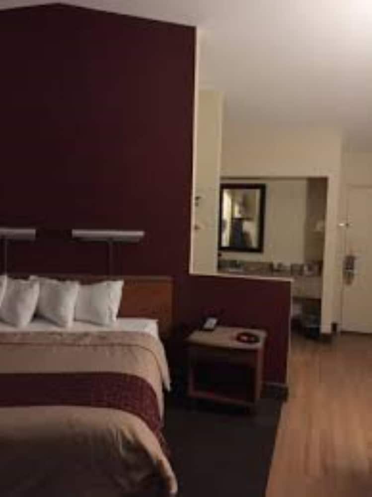 Red Roof Inn San Dimas - Fairplex