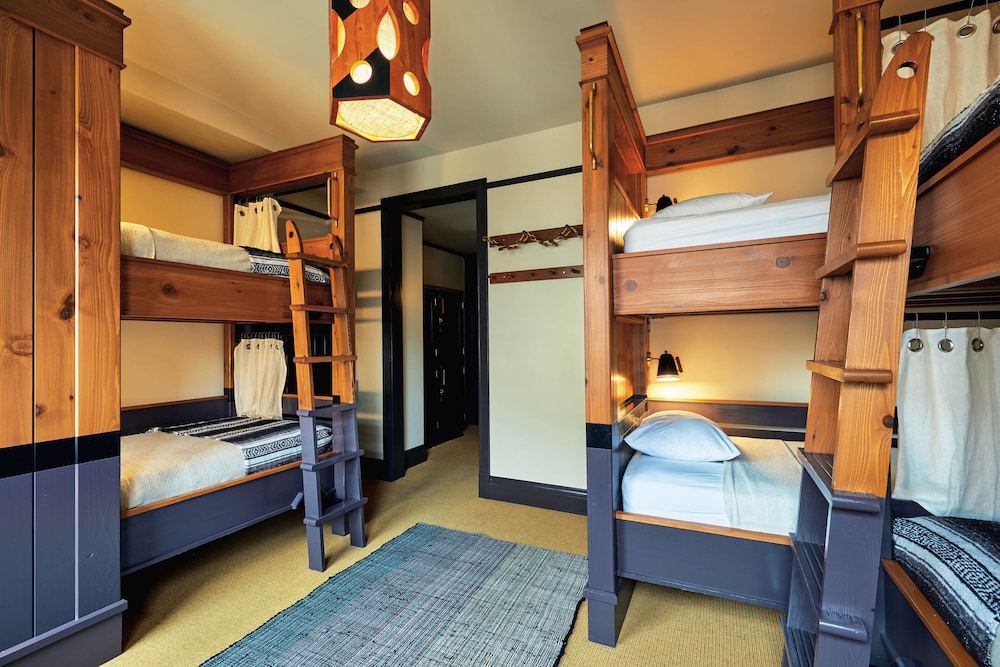 Freehand Los Angeles