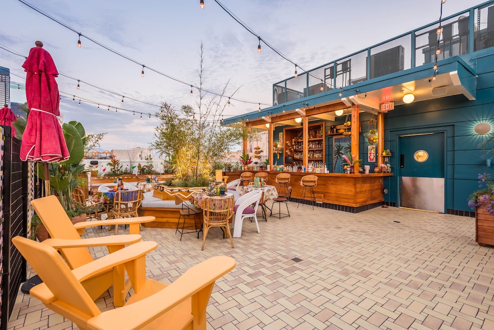 Freehand Los Angeles