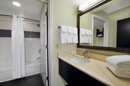 Staybridge Suites McLean-Tysons Corner