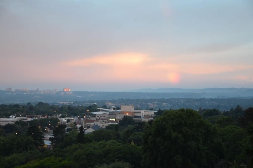 Over The Moon Guesthouse