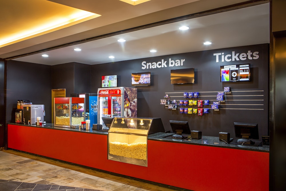 The Palace of the Lost City