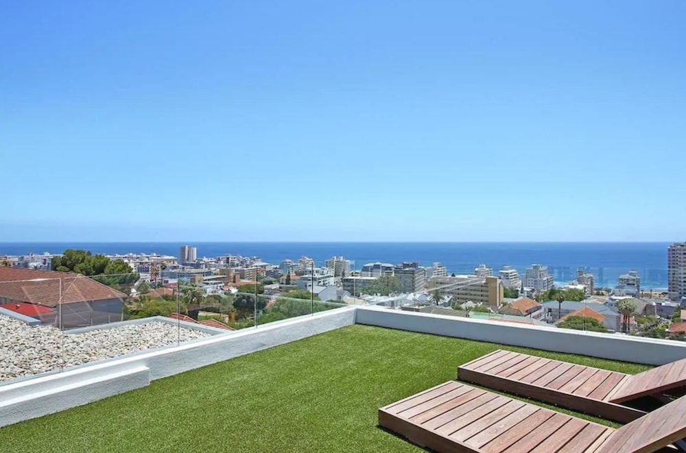 Elements Luxury Suites