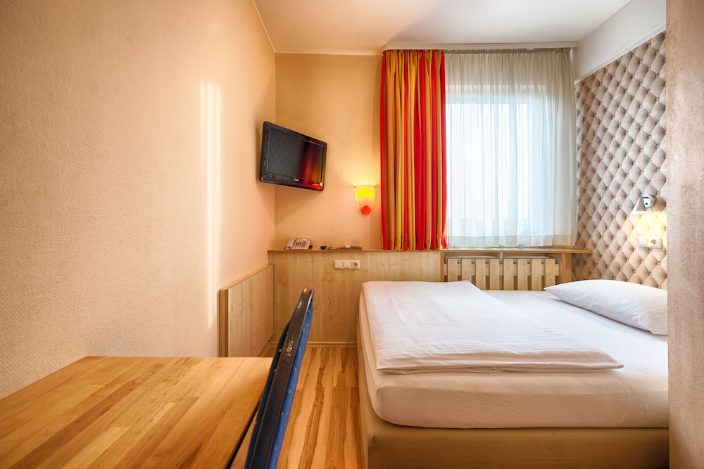 enjoy hotel Berlin City Messe