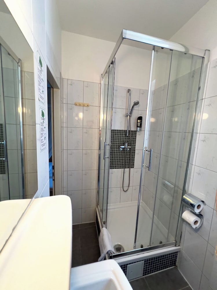 Hotel Maison Am Olivaer Platz