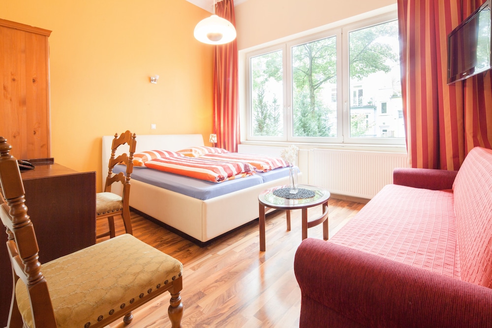 Signature Hotel Marco Polo