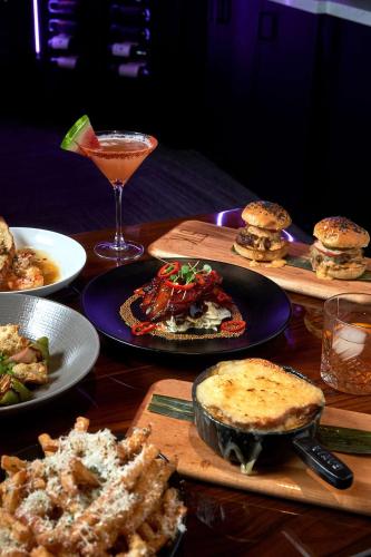 Embassy Suites Niagara Falls Fallsview