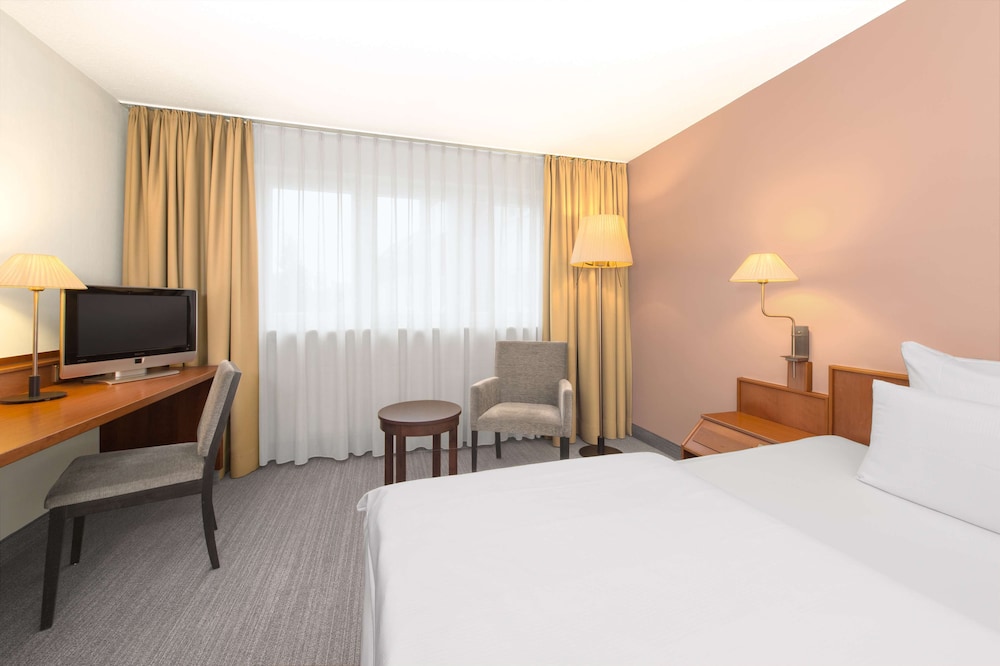 Spark by Hilton Stuttgart Sindelfingen