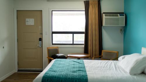 Howard Johnson by Wyndham Niagara Falls