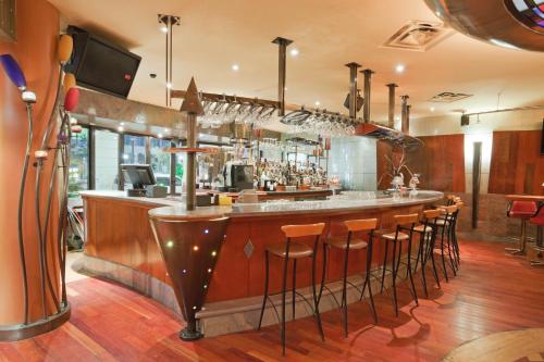 Holiday Inn Niagara Falls - By The Falls