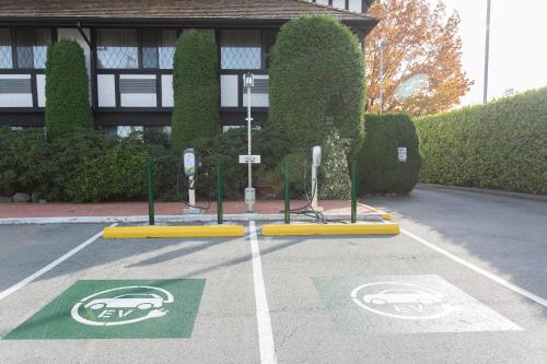 Abercorn Inn Vancouver Airport