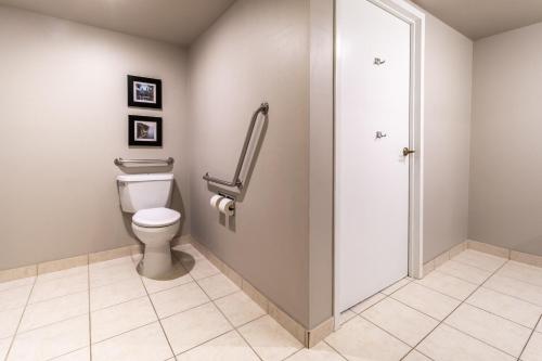 Atrium Hotel Vancouver