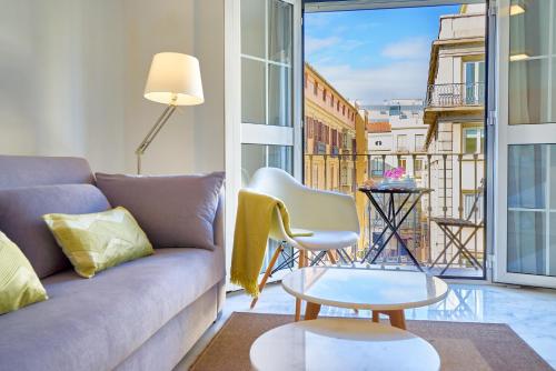 Iloftmalaga Puerta Del Mar