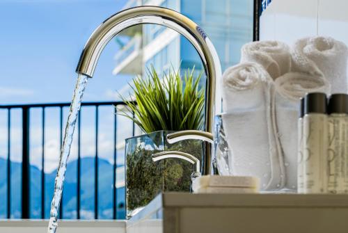 Pinnacle Hotel Vancouver Harbourfront