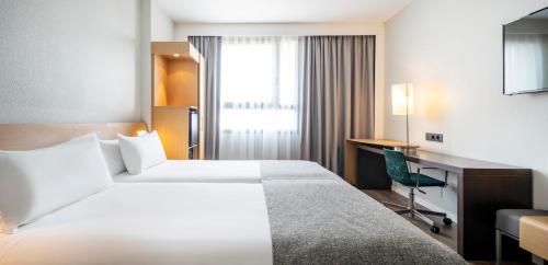 Hotel ILUNION Valencia 4