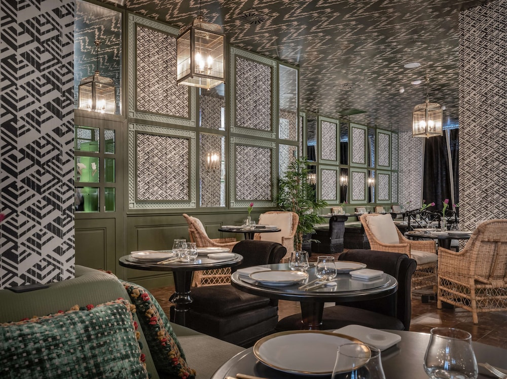 NH Collection Valencia Colon