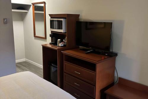 Travelodge by Wyndham Langley