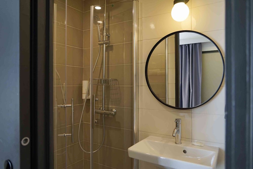 Hôtel Terminus Paris La Défense