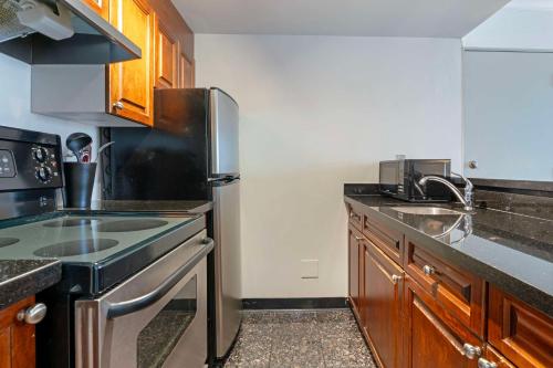 Best Western Plus Sands Hotel