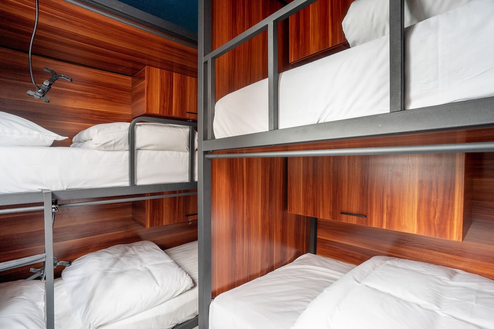 West Beach Hotel Brighton