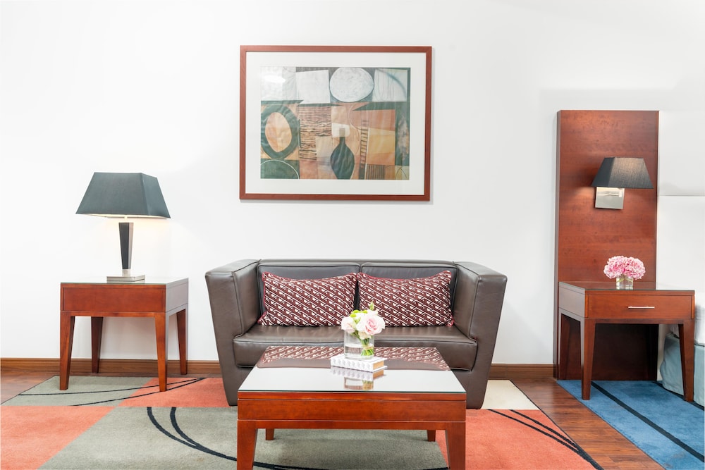 Golden Sands Hotel & Residences