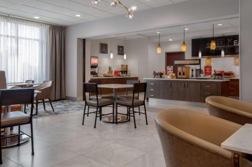 Hampton Inn by Hilton Toronto/Brampton