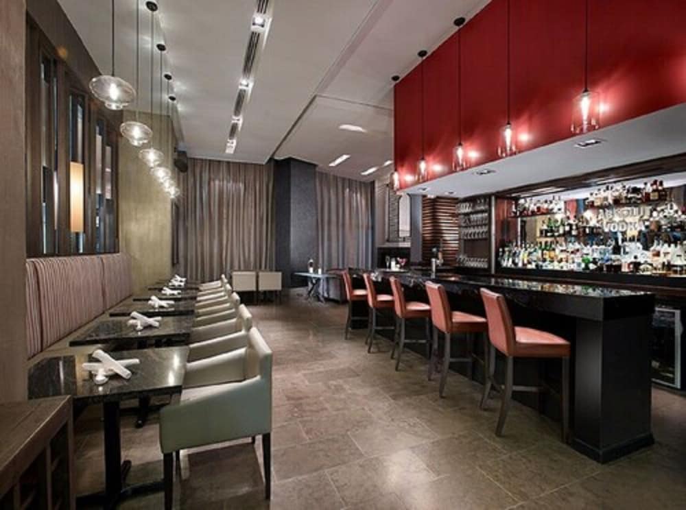 Pantages Hotel Downtown Toronto