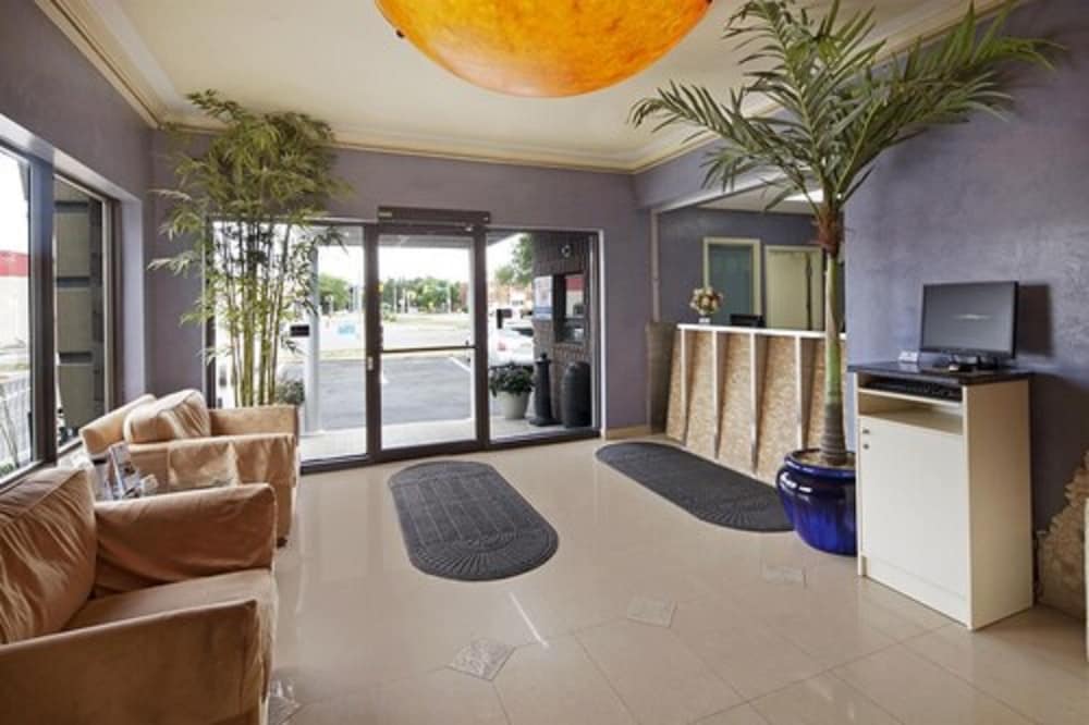 Canadas Best Value Inn - Richmond Hill/Toronto North