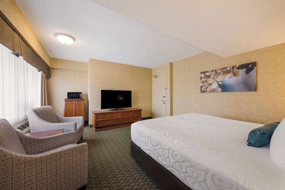 Best Western Voyageur Place Hotel