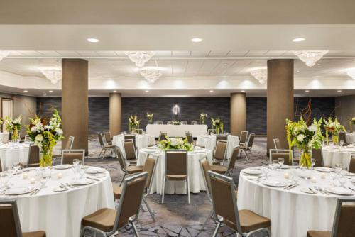 Crowne Plaza Toronto Airport