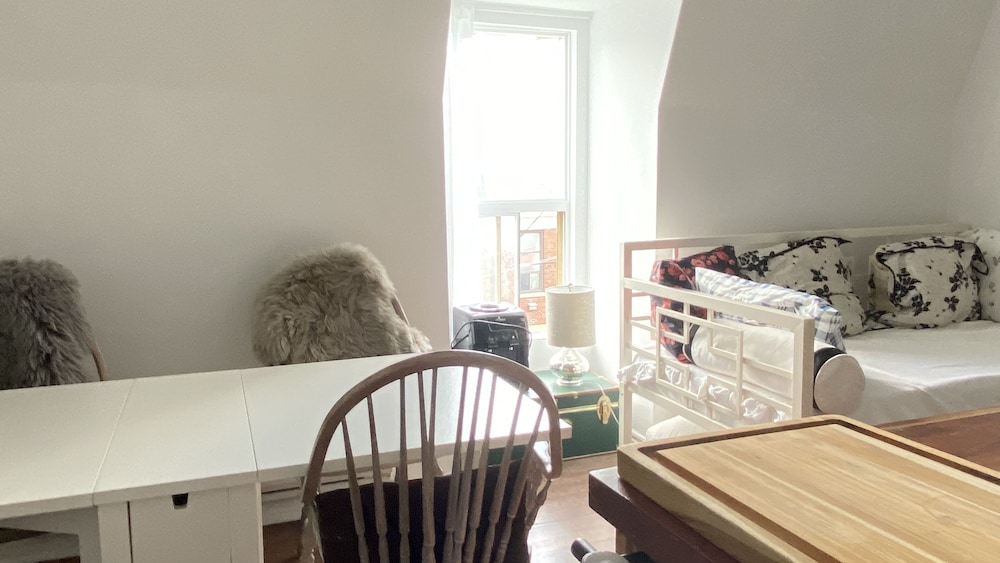 The Parkdale Hostellerie