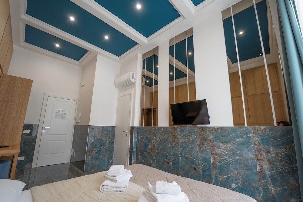 B&B Le 4 Stagioni Dante’s Suites