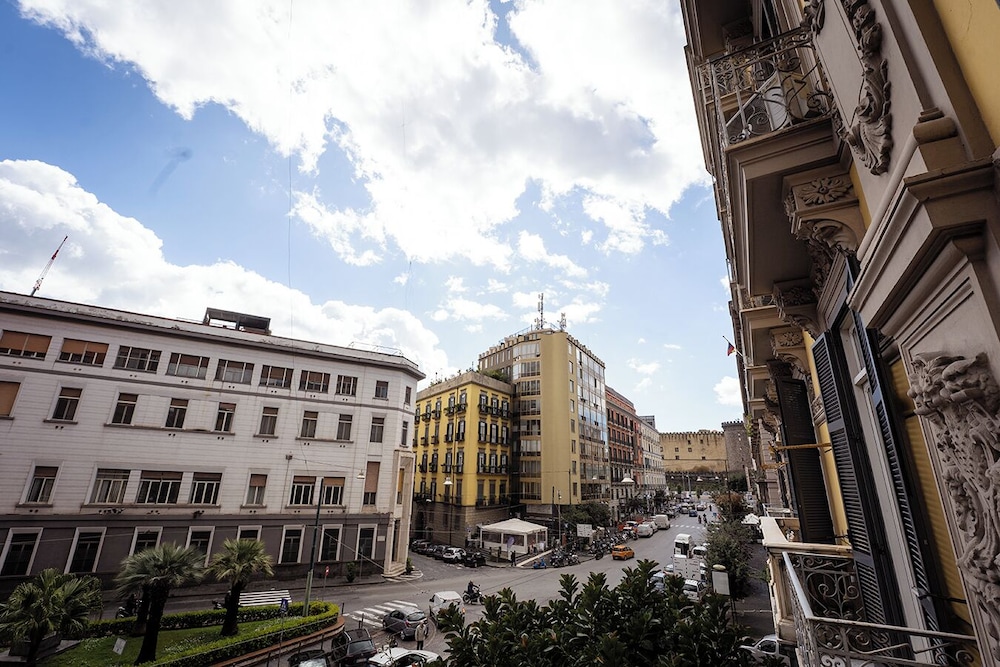 B&B Le 4 Stagioni Dante’s Suites